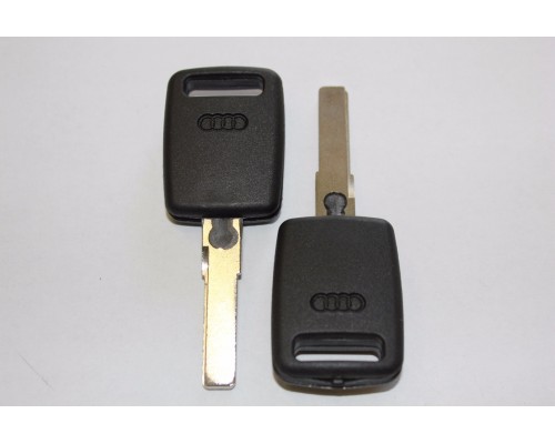 Ключ с местом под чип Audi